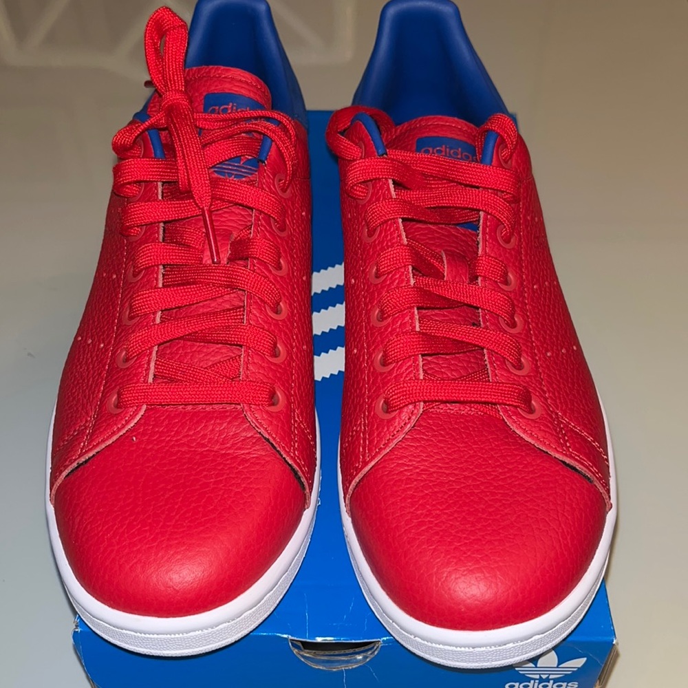 New never worn Stan Smith Adidas sneakers